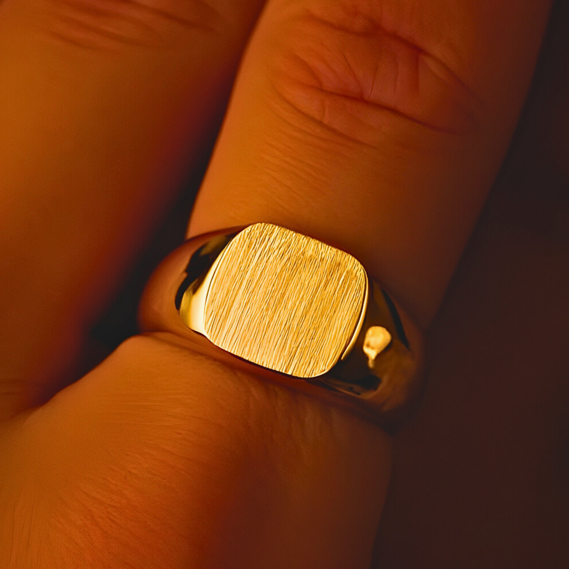14K Yellow Gold Signet Ring size 10